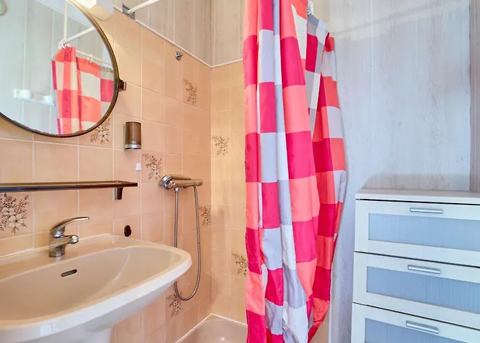 דירה T2 Calme Proche Thermes Avec Wifi Et Parking, Animaux Admis - Fr-1-841-56