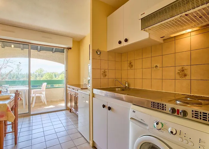 T2 Calme Proche Thermes Avec Wifi Et Parking, Animaux Admis - Fr-1-841-56 * ברבוטן-לה-באינס